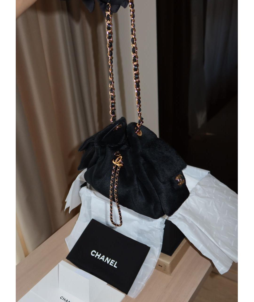 CHANEL Черная меховая сумка через плечо, фото 3