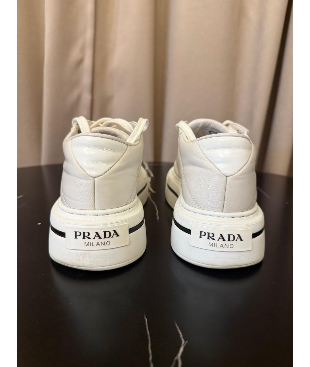 PRADA Белые синтетические кроссовки, фото 4