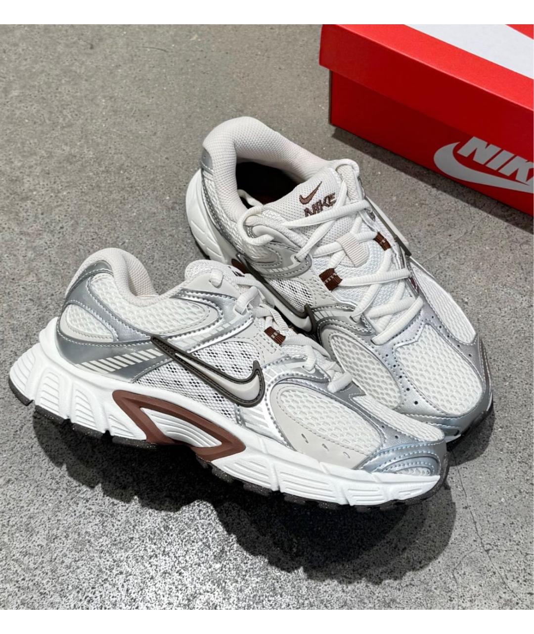 NIKE Белые текстильные кроссовки, фото 8