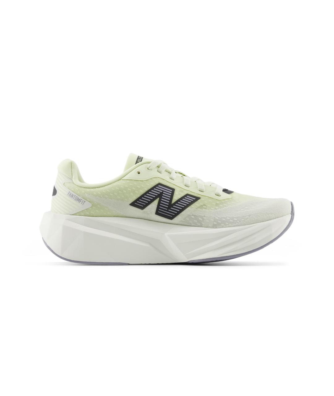 NEW BALANCE Салатовые синтетические кроссовки, фото 1