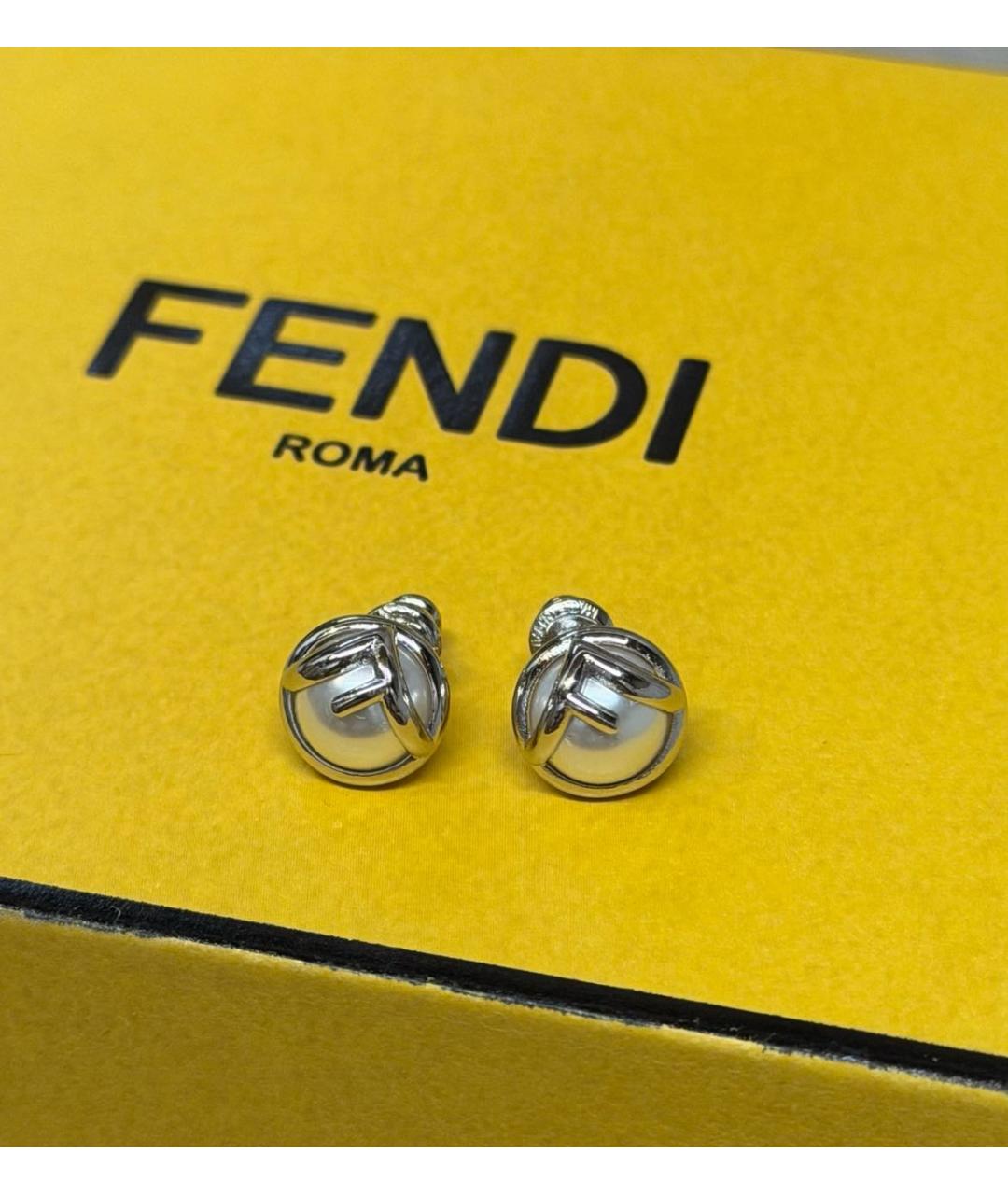 FENDI Серебряные металлические серьги, фото 2