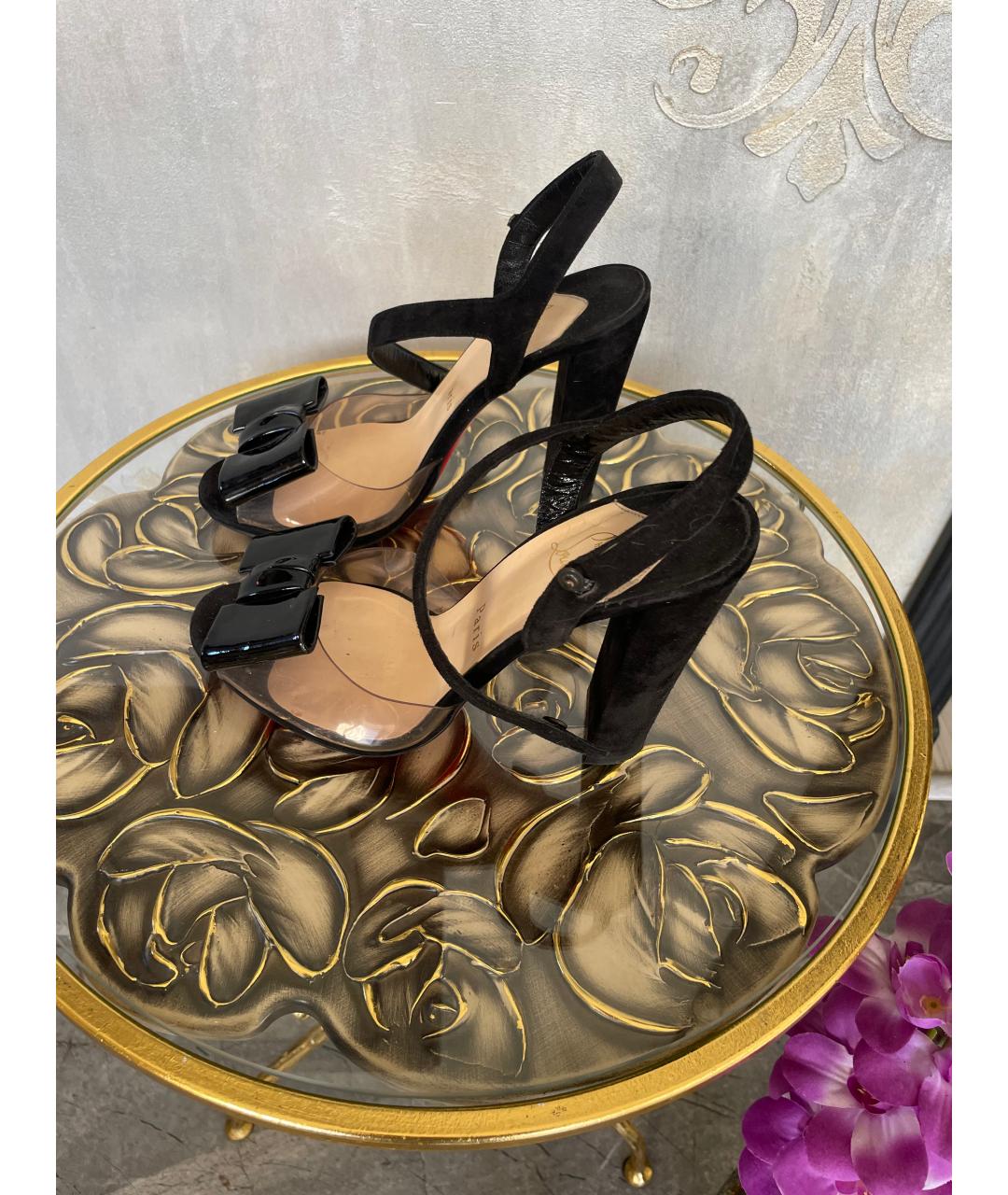 CHRISTIAN LOUBOUTIN Черные замшевые босоножки, фото 4