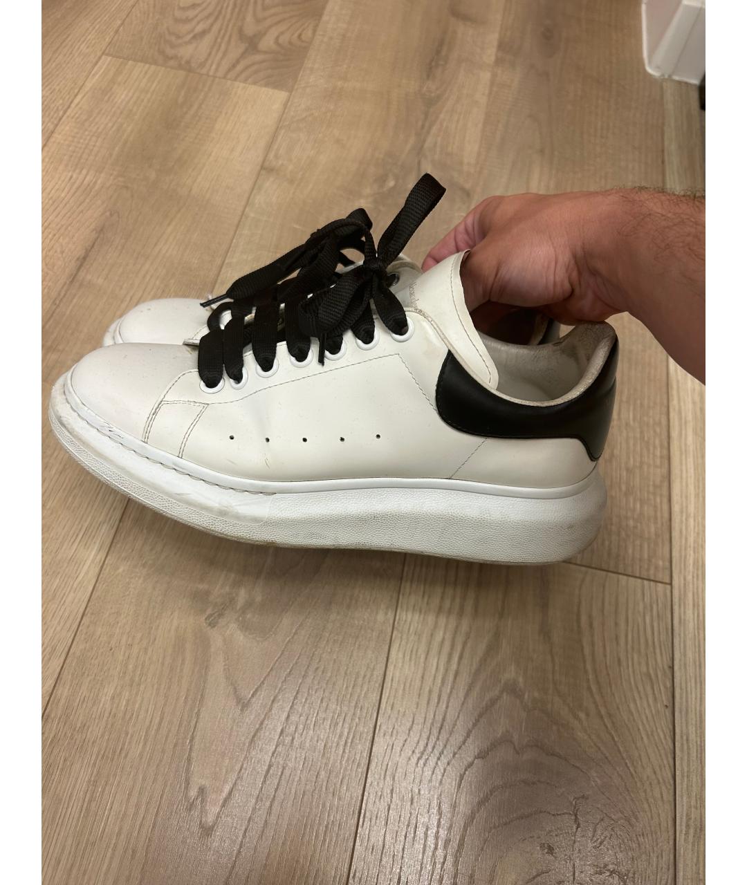 ALEXANDER MCQUEEN Белые кожаные низкие кроссовки / кеды, фото 6