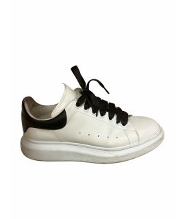 ALEXANDER MCQUEEN Низкие кроссовки / кеды