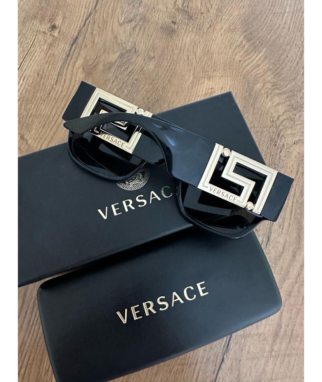 VERSACE Черные пластиковые солнцезащитные очки, фото 3