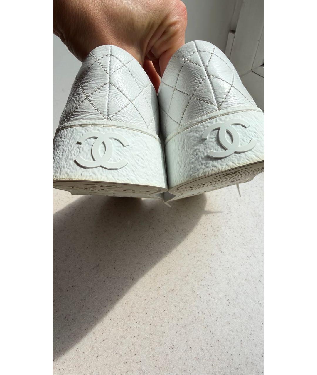 CHANEL Белые кожаные кеды, фото 4