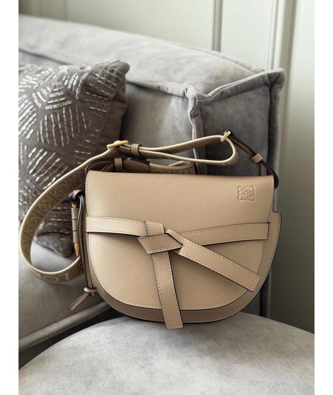 LOEWE Бежевая кожаная сумка через плечо, фото 9