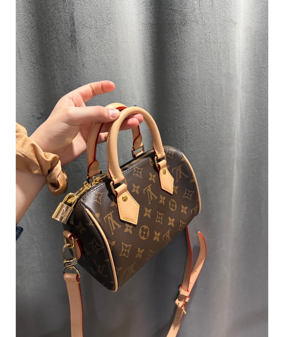 LOUIS VUITTON Коричневая канва сумка с короткими ручками, фото 2