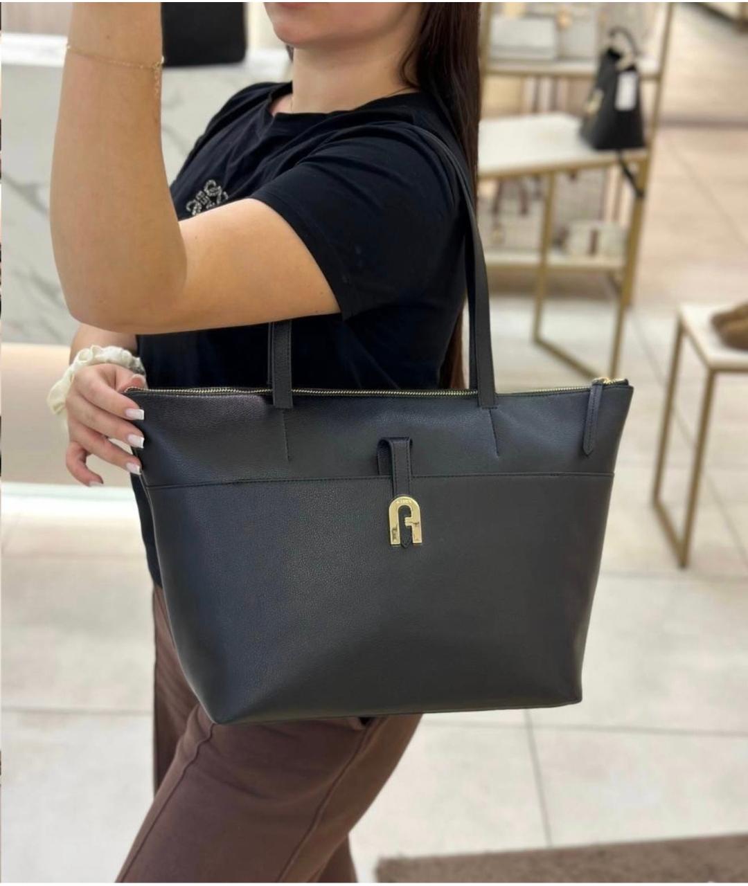 FURLA Черная кожаная сумка тоут, фото 8