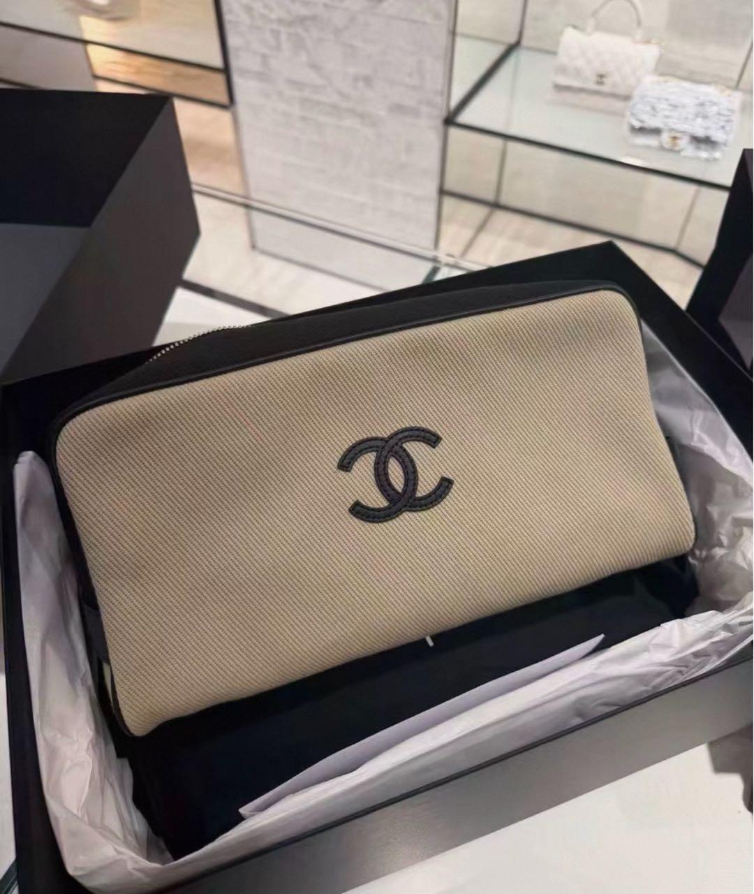 CHANEL Бежевая тканевая косметичка, фото 2