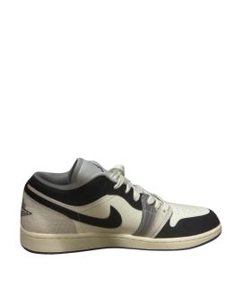 NIKE Низкие кроссовки / кеды