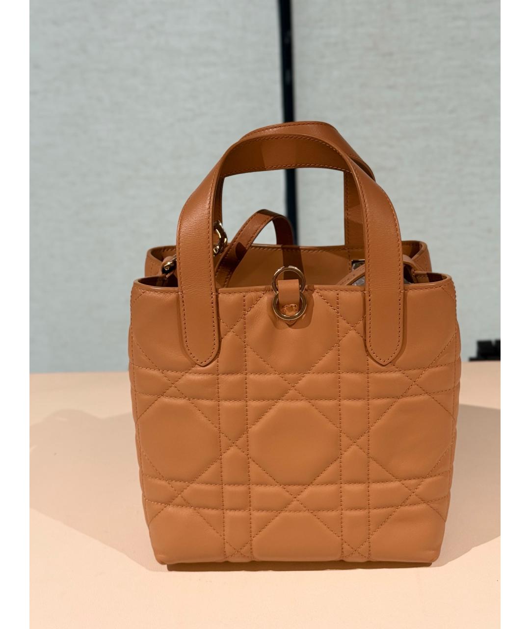 CHRISTIAN DIOR Коричневая кожаная сумка с короткими ручками, фото 5