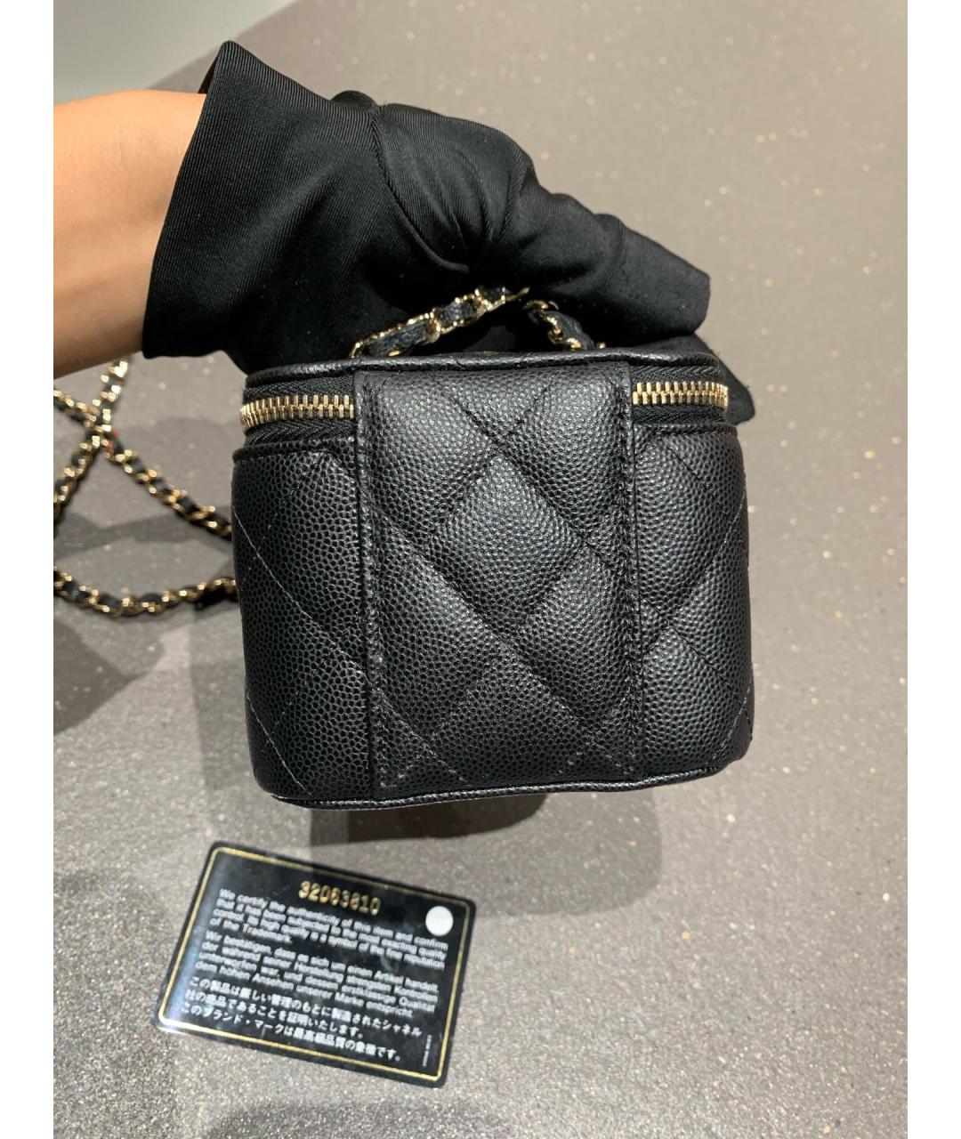 CHANEL Черная кожаная сумка через плечо, фото 4