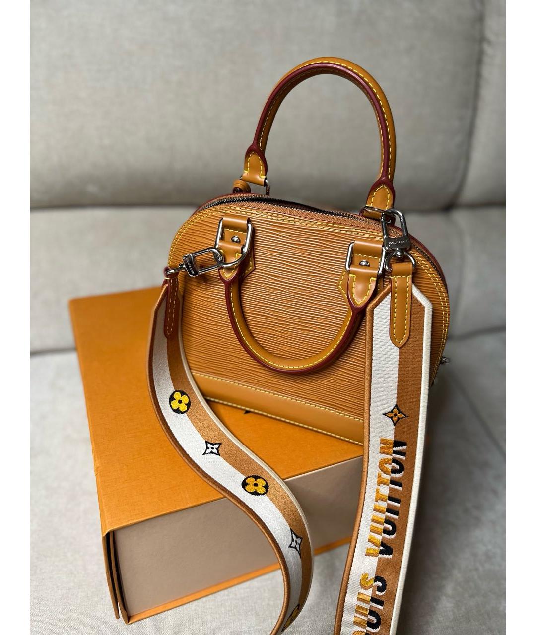 LOUIS VUITTON Оранжевая кожаная сумка с короткими ручками, фото 6