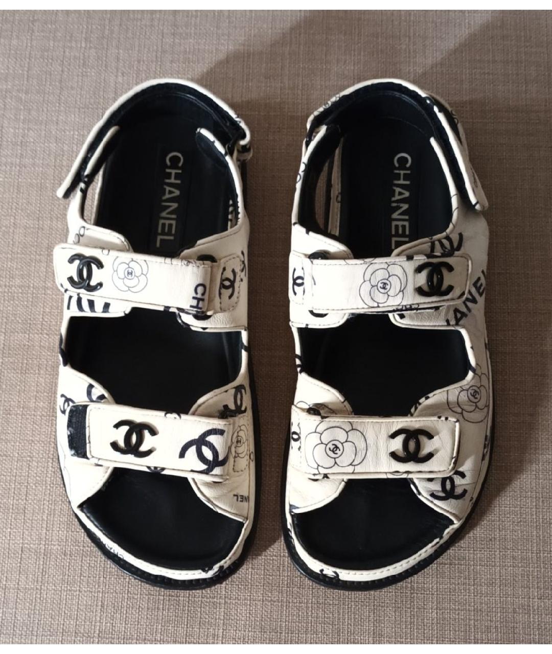 CHANEL Белые кожаные сандалии, фото 2