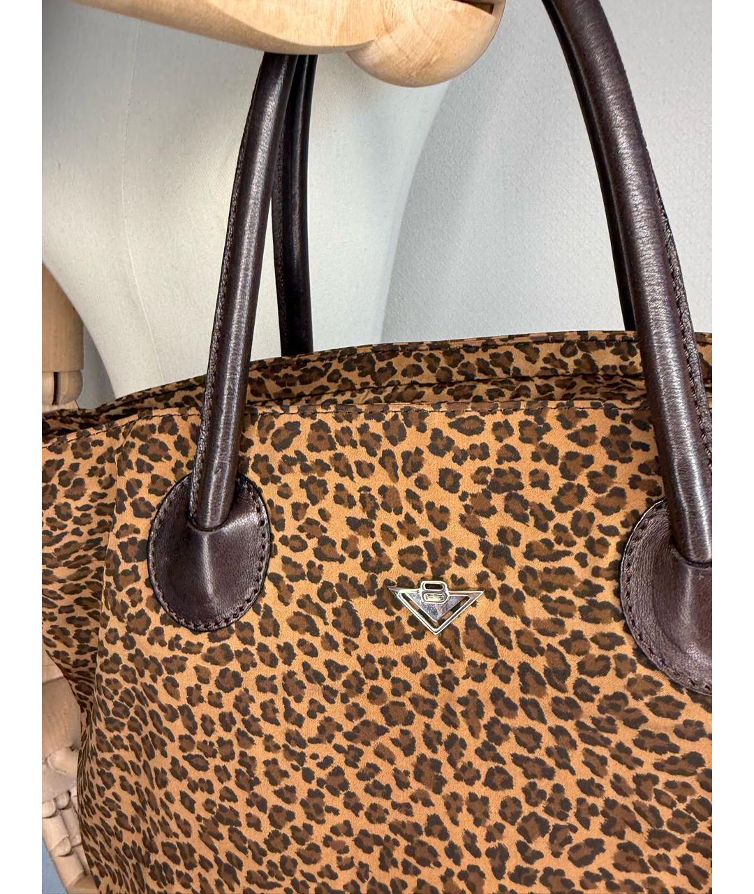 BOTTEGA VENETA Коричневая нейлоновая сумка с короткими ручками, фото 6