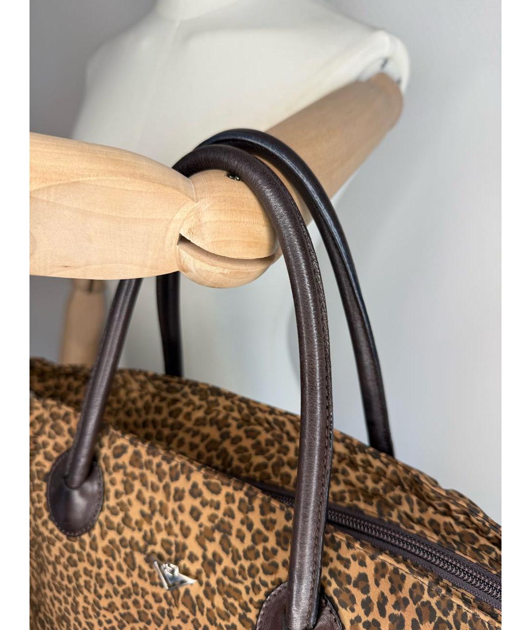 BOTTEGA VENETA Коричневая нейлоновая сумка с короткими ручками, фото 4