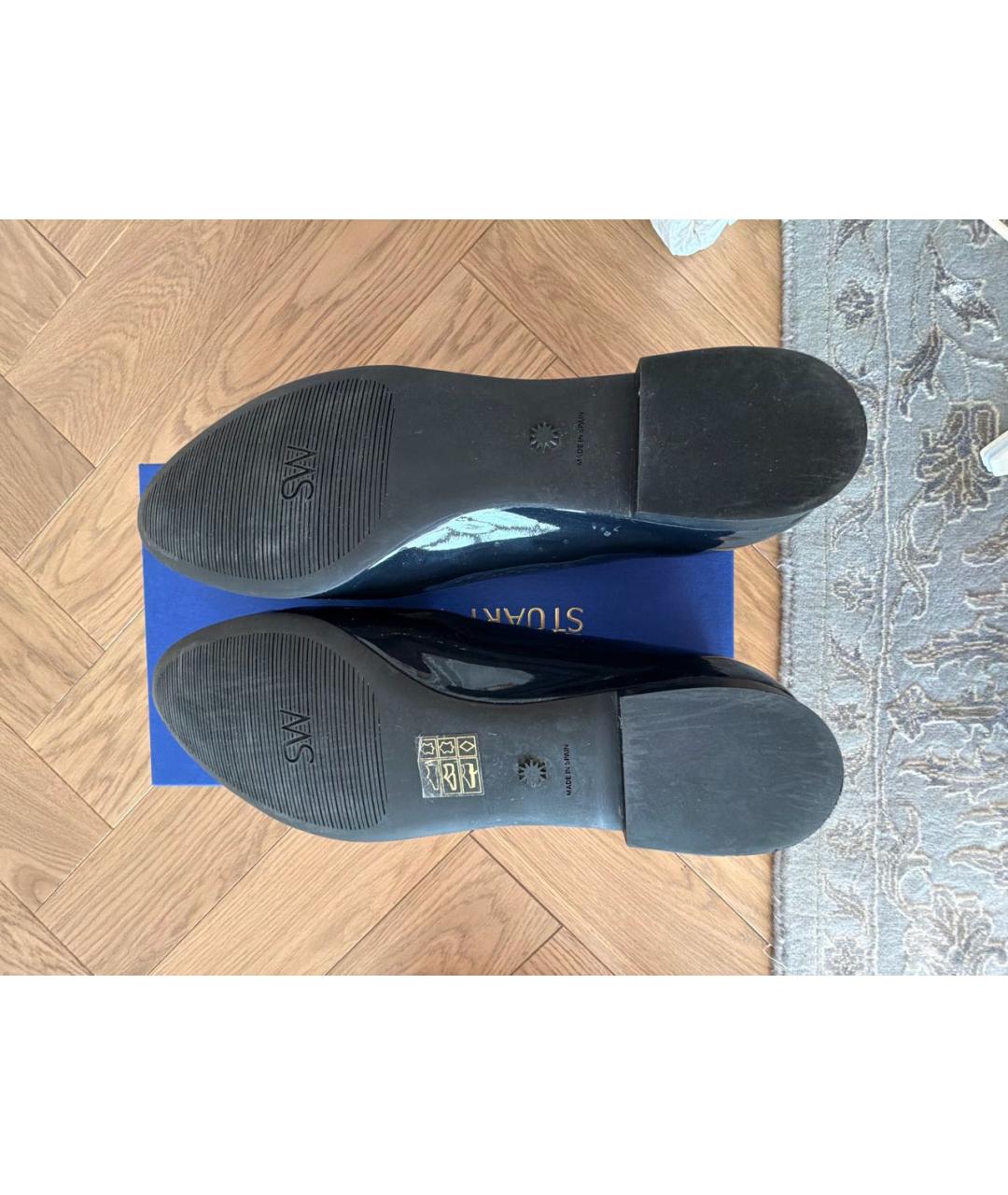 STUART WEITZMAN Темно-синие лоферы из лакированной кожи, фото 5