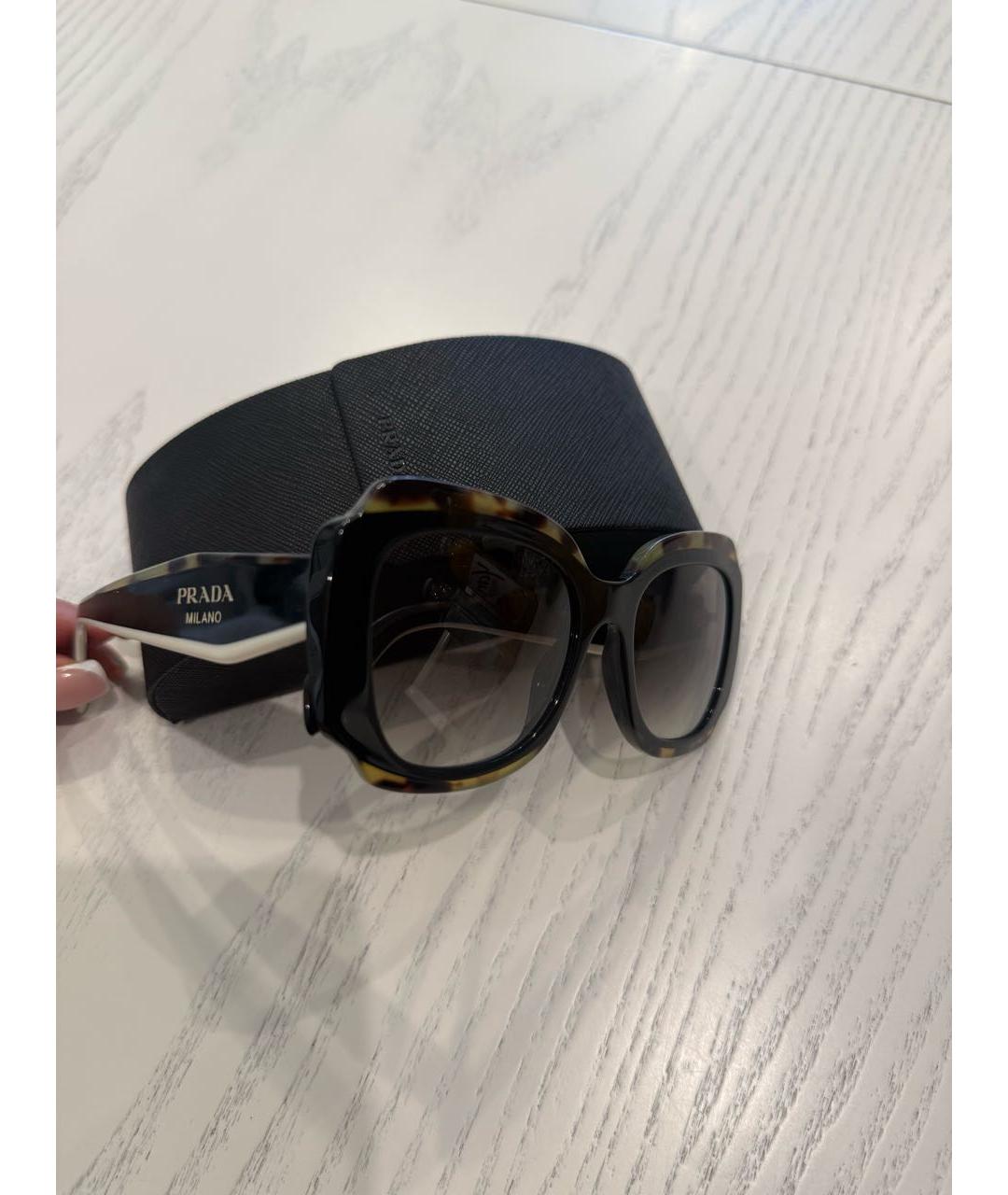 PRADA Черные пластиковые солнцезащитные очки, фото 4
