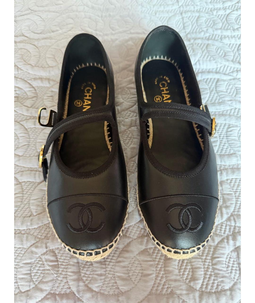 CHANEL Черные кожаные балетки, фото 2