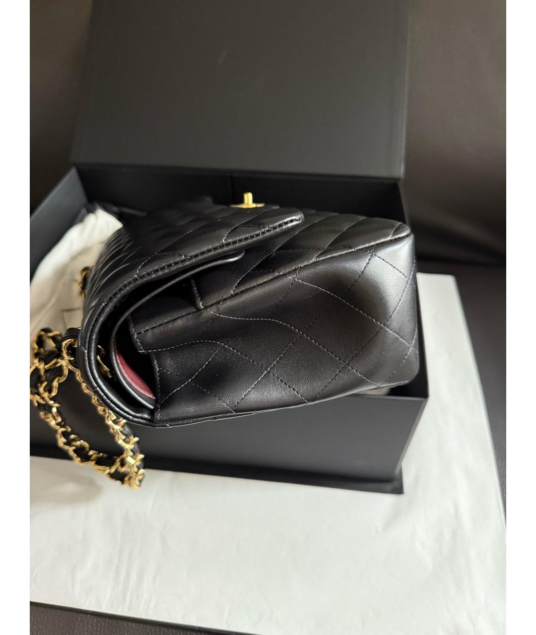 CHANEL Черная кожаная сумка через плечо, фото 4