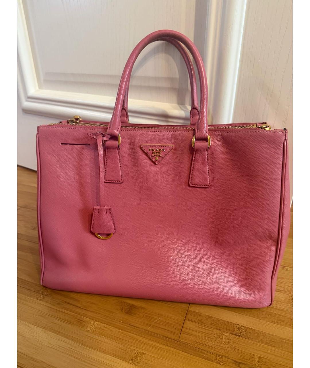 PRADA Коралловая кожаная сумка с короткими ручками, фото 8