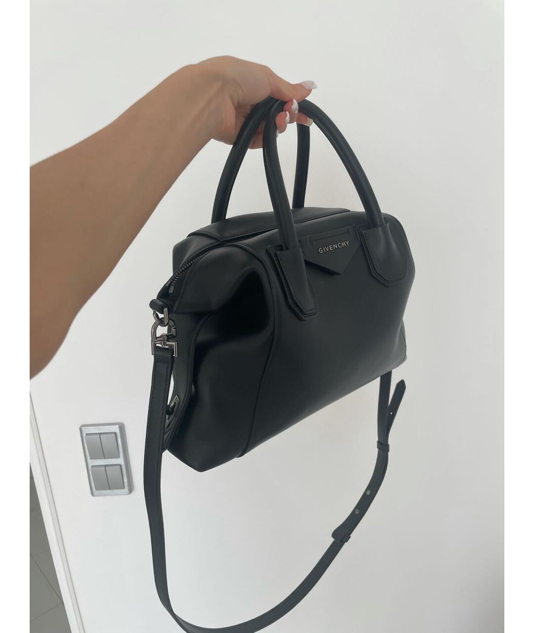 GIVENCHY Черная кожаная сумка с короткими ручками, фото 2