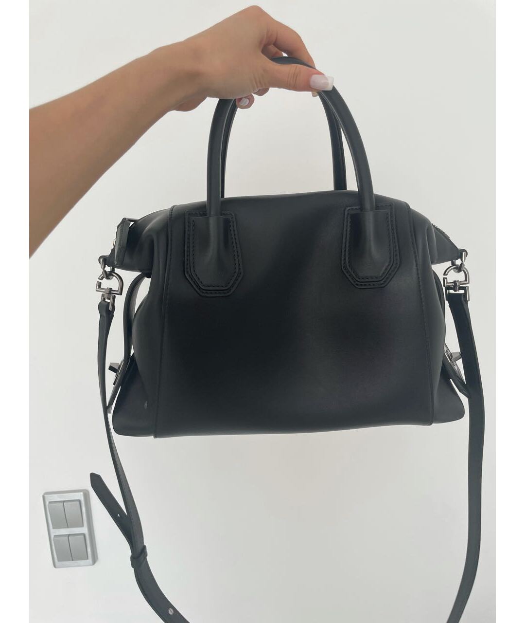 GIVENCHY Черная кожаная сумка с короткими ручками, фото 3