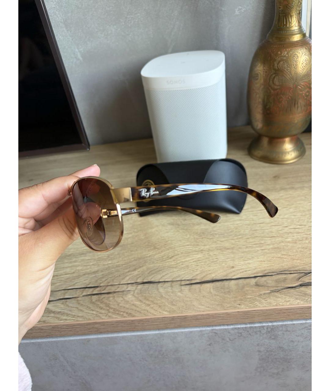 RAY BAN Коричневые пластиковые солнцезащитные очки, фото 5