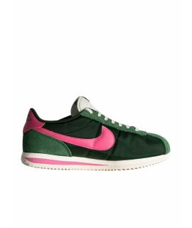 NIKE Кроссовки