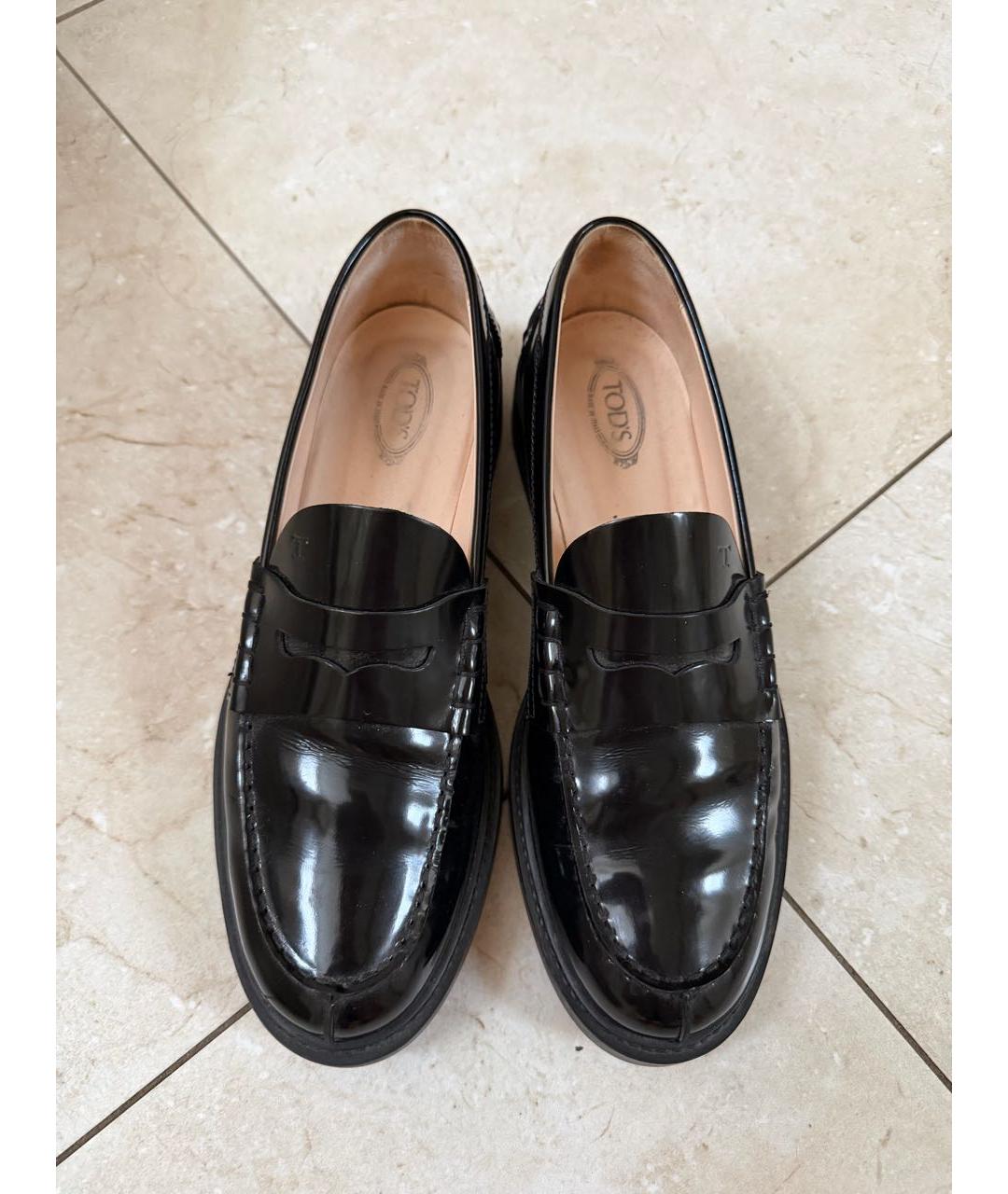 TOD'S Черные лоферы из лакированной кожи, фото 2
