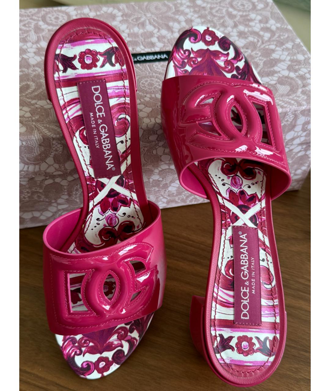 DOLCE&GABBANA Фуксия мюли из лакированной кожи, фото 7