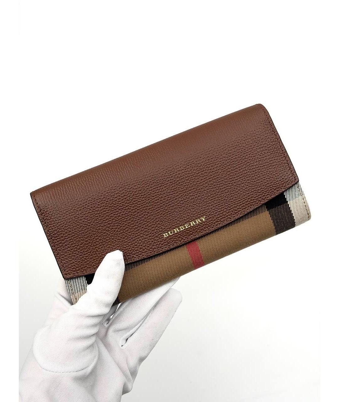 BURBERRY Коричневый кожаный кошелек, фото 3