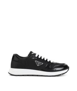 PRADA Низкие кроссовки / кеды