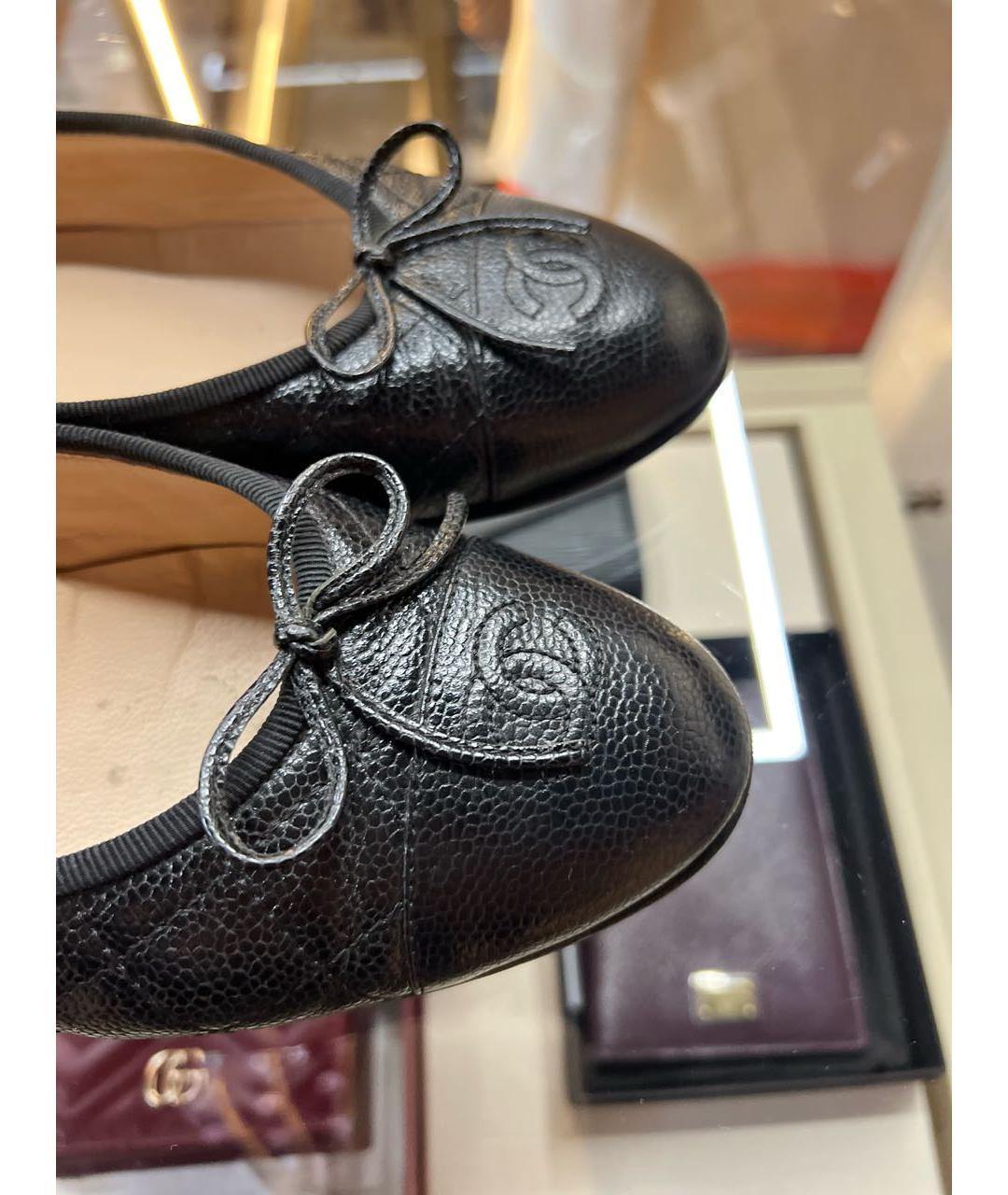 CHANEL Черные кожаные балетки, фото 3
