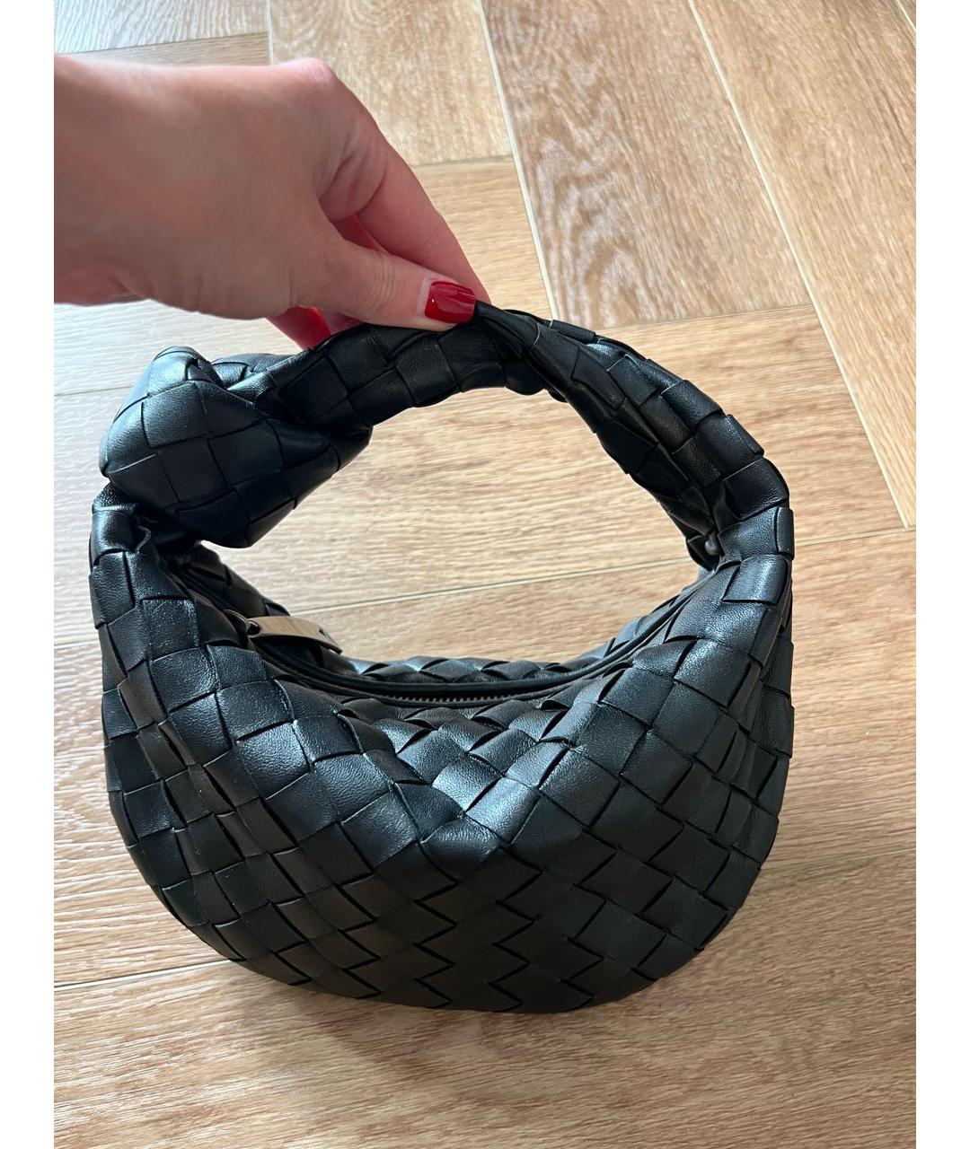 BOTTEGA VENETA Черная кожаная сумка с короткими ручками, фото 3