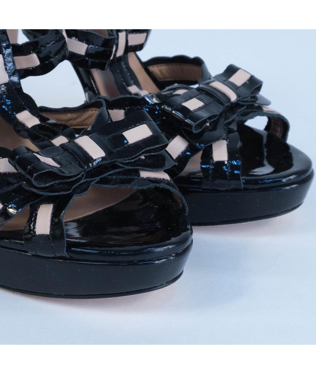 RED VALENTINO Черные кожаные босоножки, фото 4