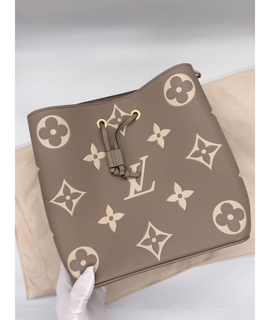 LOUIS VUITTON Бежевая кожаная сумка через плечо, фото 5