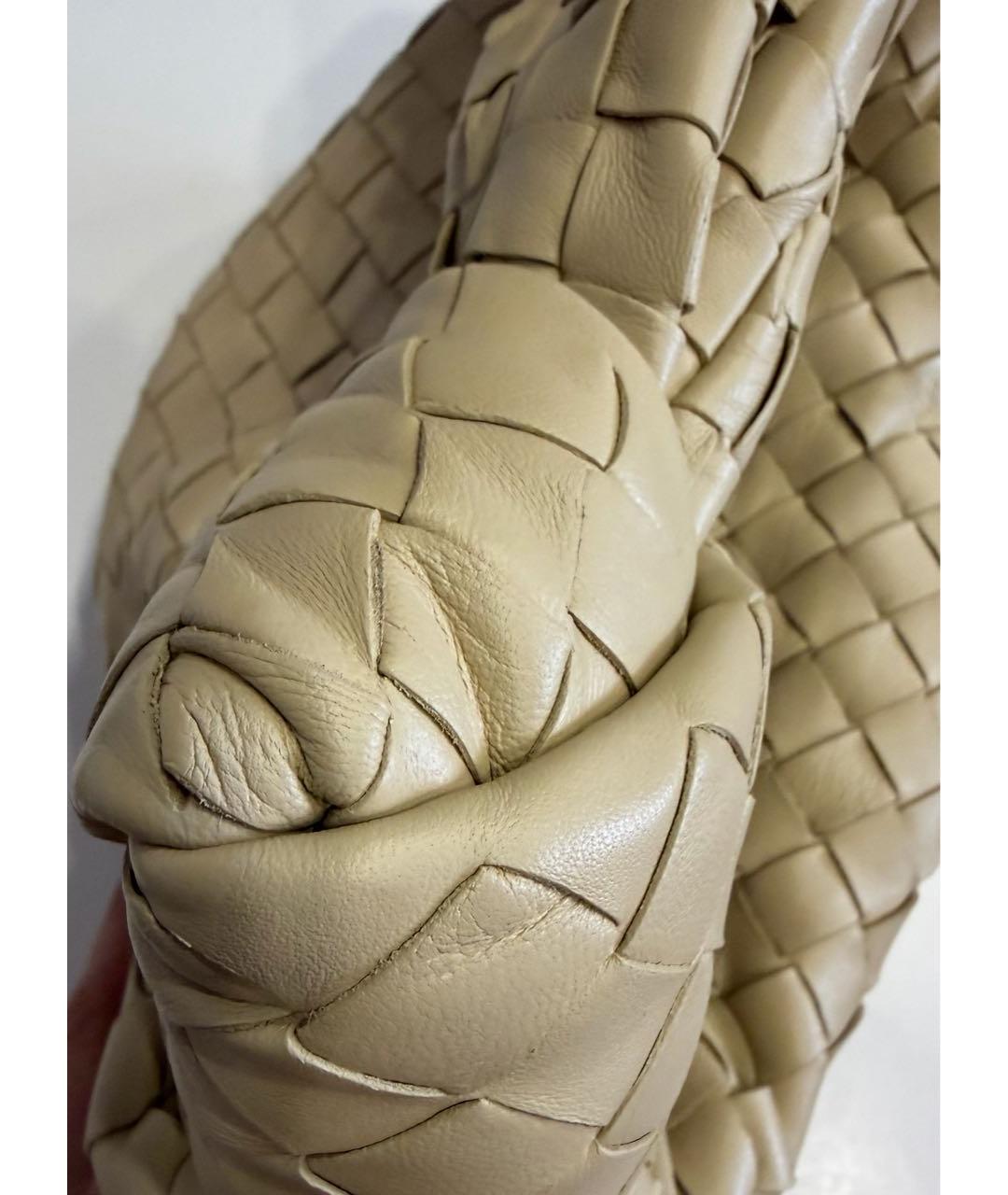 BOTTEGA VENETA Бежевая кожаная сумка с короткими ручками, фото 4