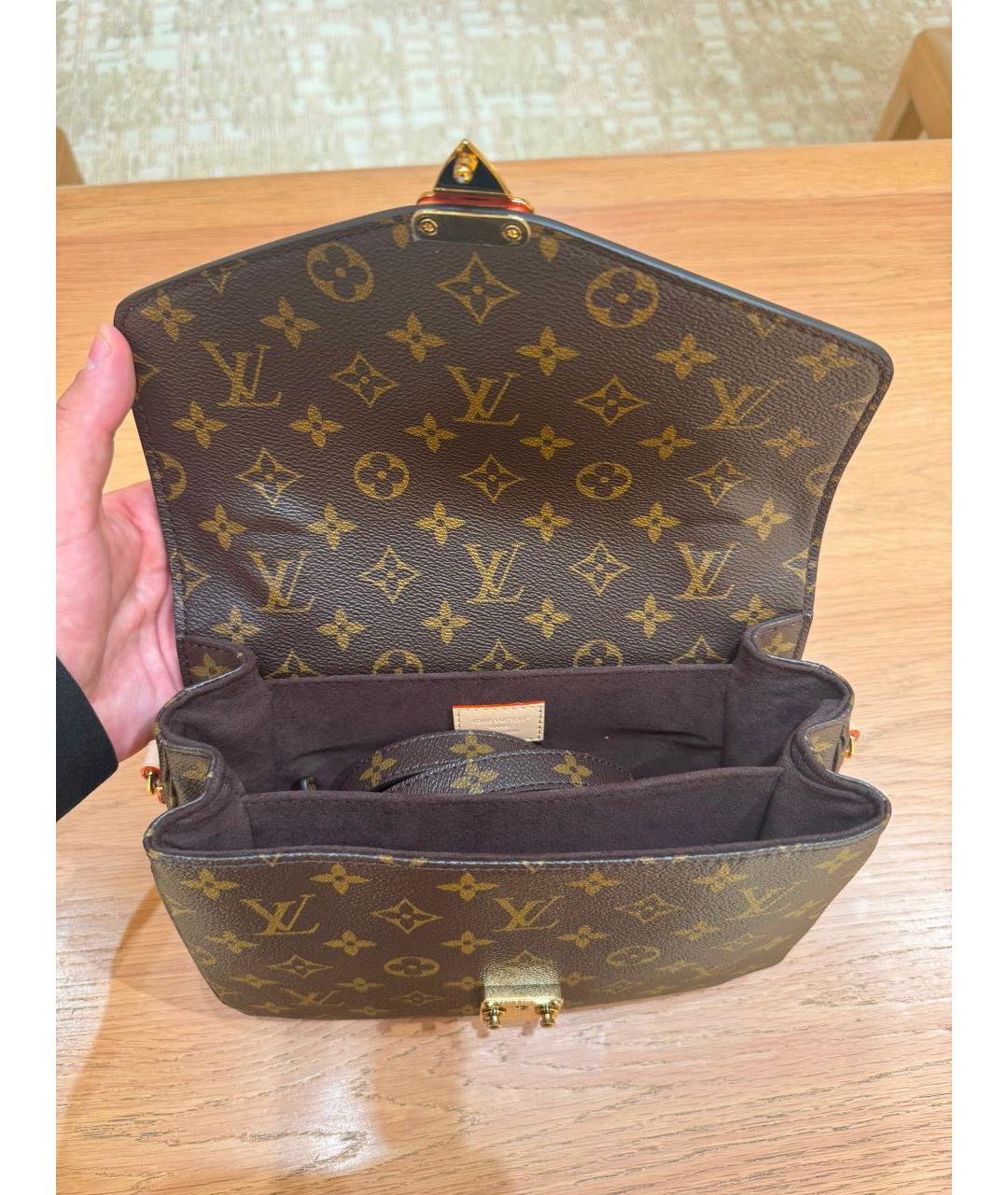 LOUIS VUITTON Коричневая канва барсетка, фото 3