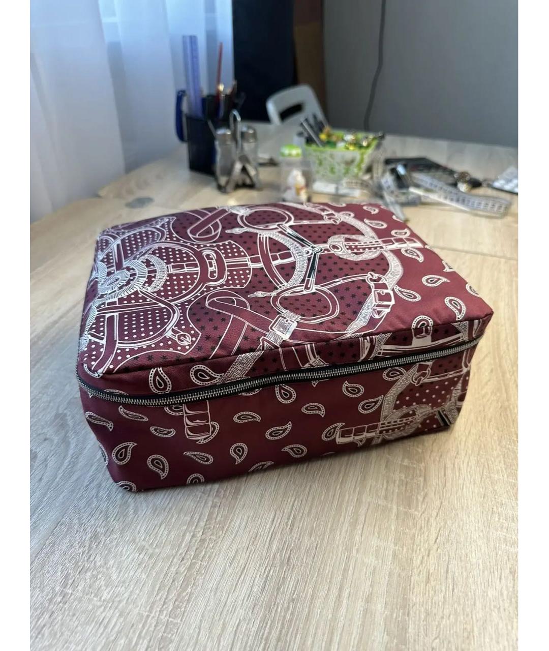 HERMES Бордовая шелковая косметичка, фото 3
