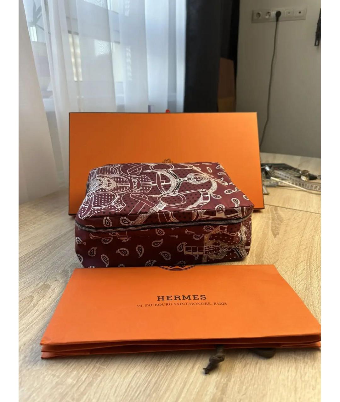 HERMES Бордовая шелковая косметичка, фото 2