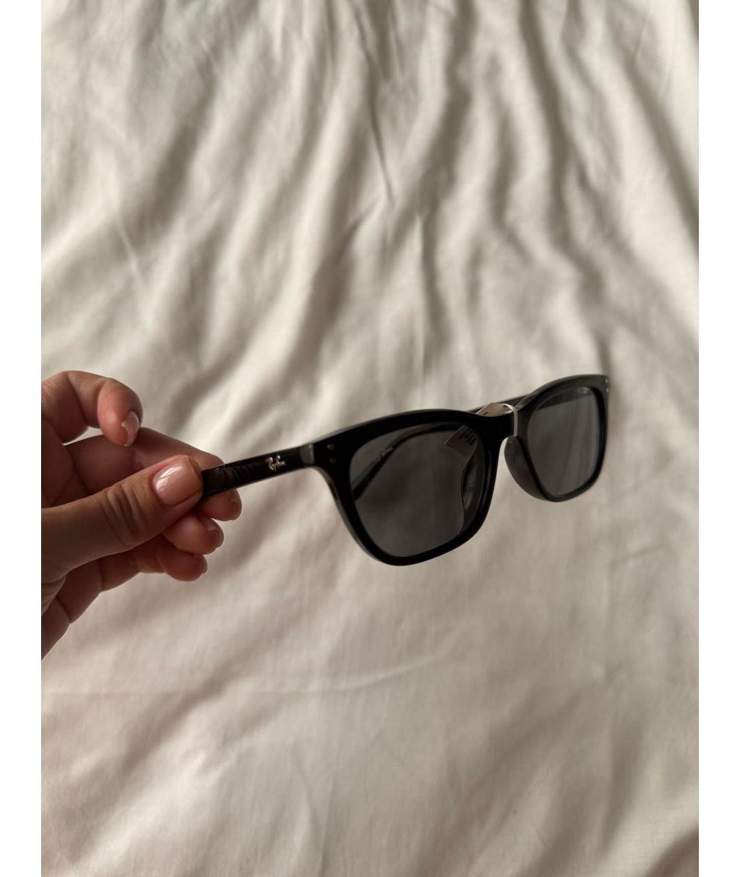 RAY BAN Черные пластиковые солнцезащитные очки, фото 5