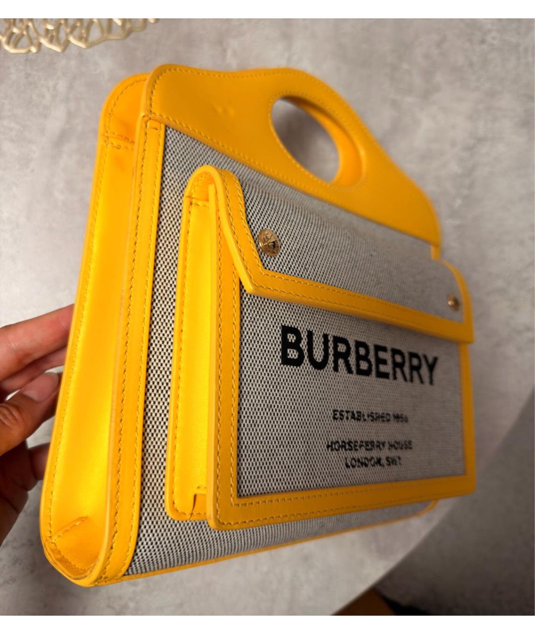 BURBERRY Желтая кожаная сумка тоут, фото 2