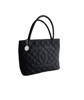 CHANEL Сумка через плечо