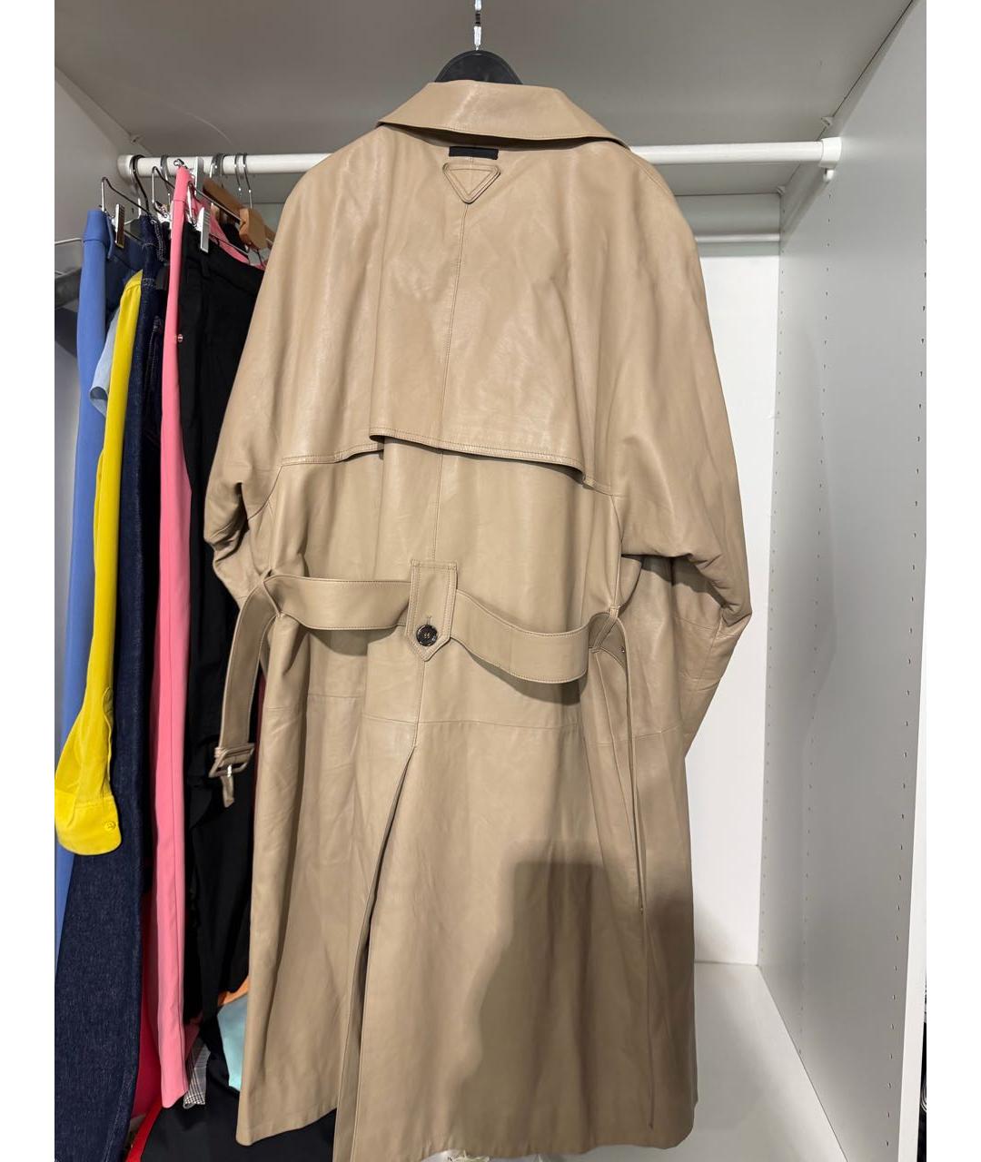 PRADA Бежевое кожаное пальто, фото 2