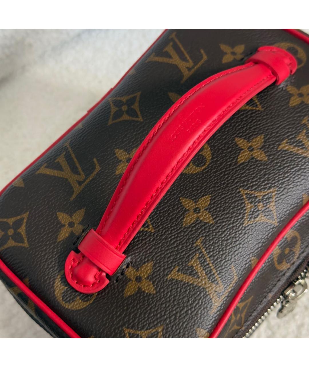 LOUIS VUITTON Коричневая канва косметичка, фото 3