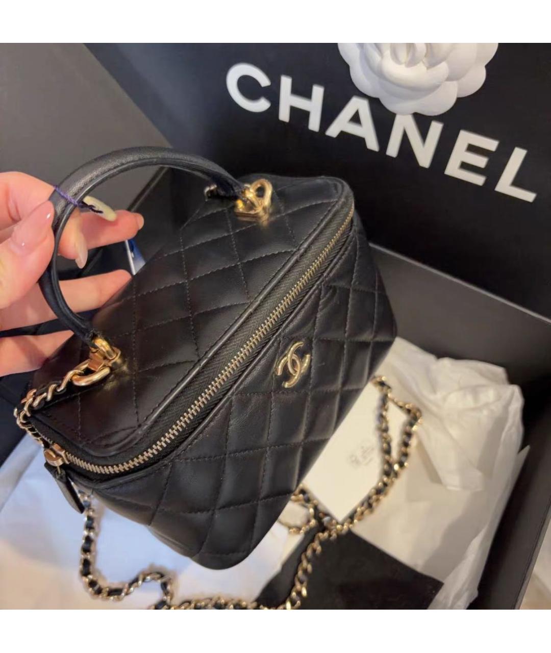 CHANEL Черная кожаная сумка через плечо, фото 3
