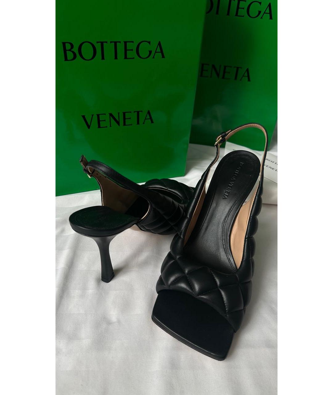 BOTTEGA VENETA Черные кожаные босоножки, фото 7