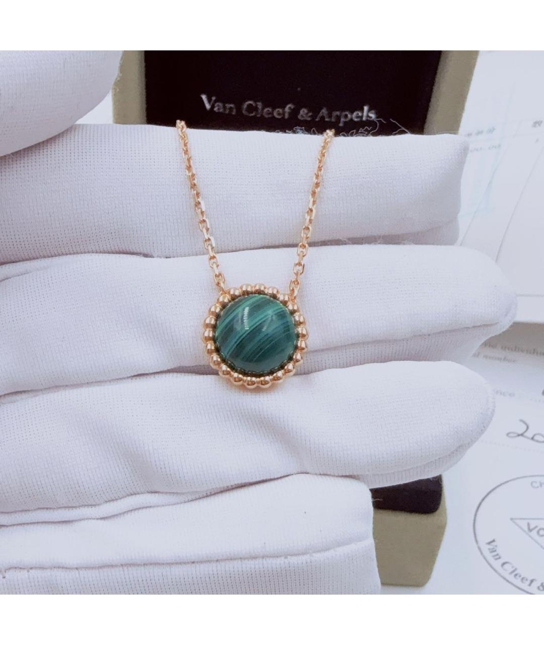 VAN CLEEF & ARPELS Зеленое колье из желтого золота, фото 2